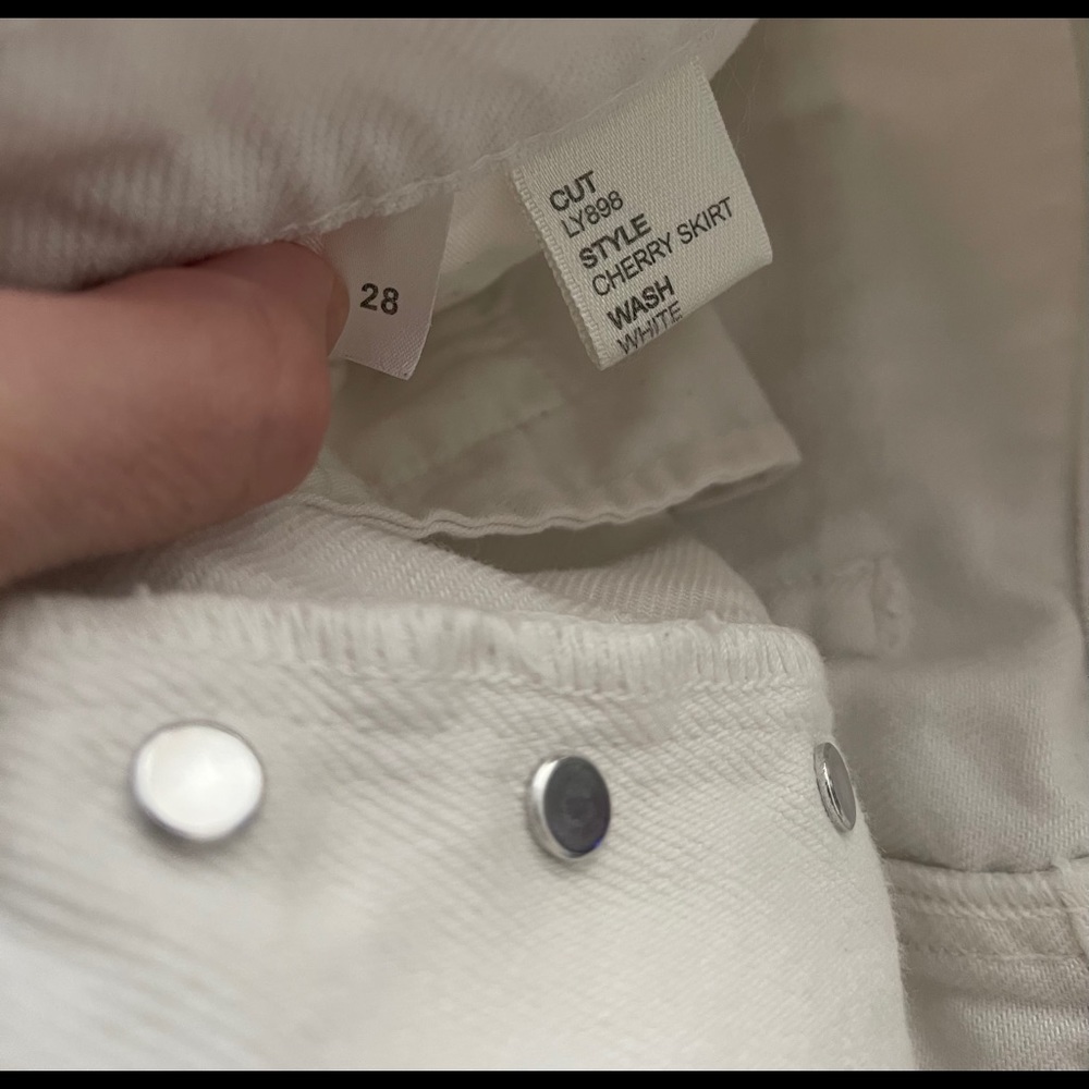 Reformation Cherry Skirt - Picture 6 of 6
